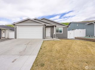 2371 SE Sage Brooke Rd, East Wenatchee, WA 98802