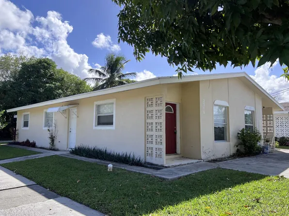 2016 Dock Street, West Palm Beach, FL 33401