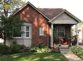 1331 Mayburn St, Dearborn, MI 48128