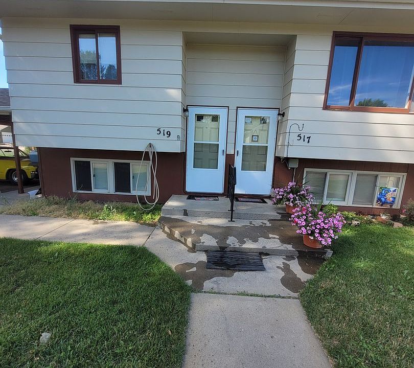 1st image of 515 S 4th St #519