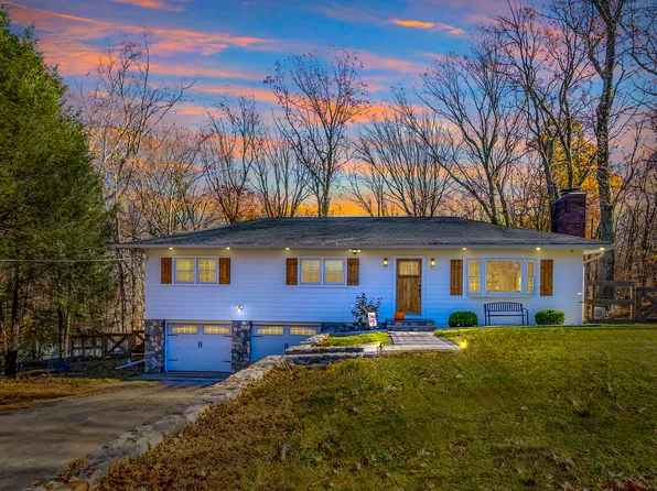 78 Knorr Road, Monroe, CT 06468