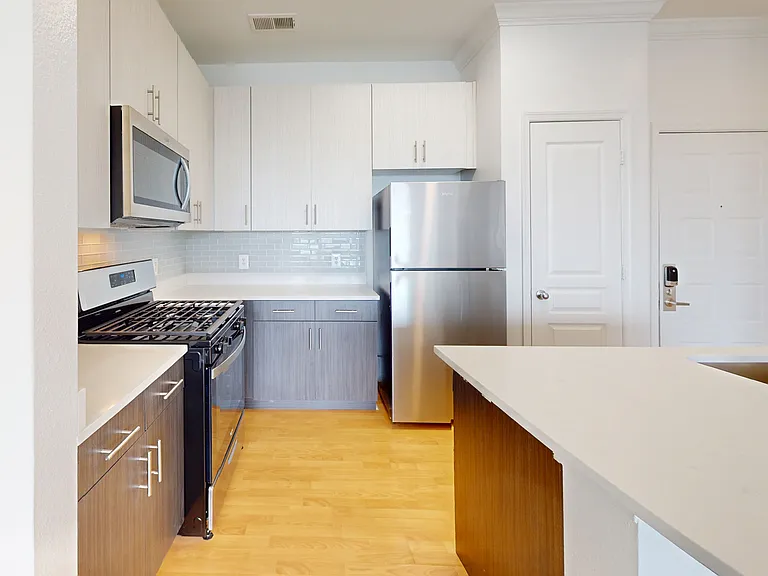 Sullivan Place — Photo 118
