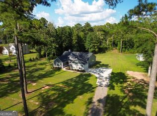2317 W Ellis Rd, Griffin, GA 30223