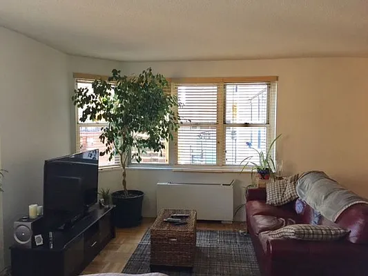 Sold by Real Estate Investors Group LLC | media 2