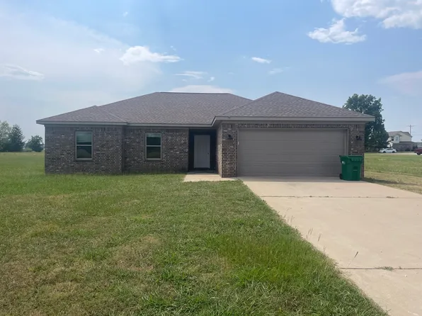 8 Cemetery Rd, Vilonia, AR 72173