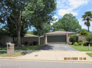 15 Cobblestone Way W, Mobile, AL 36608