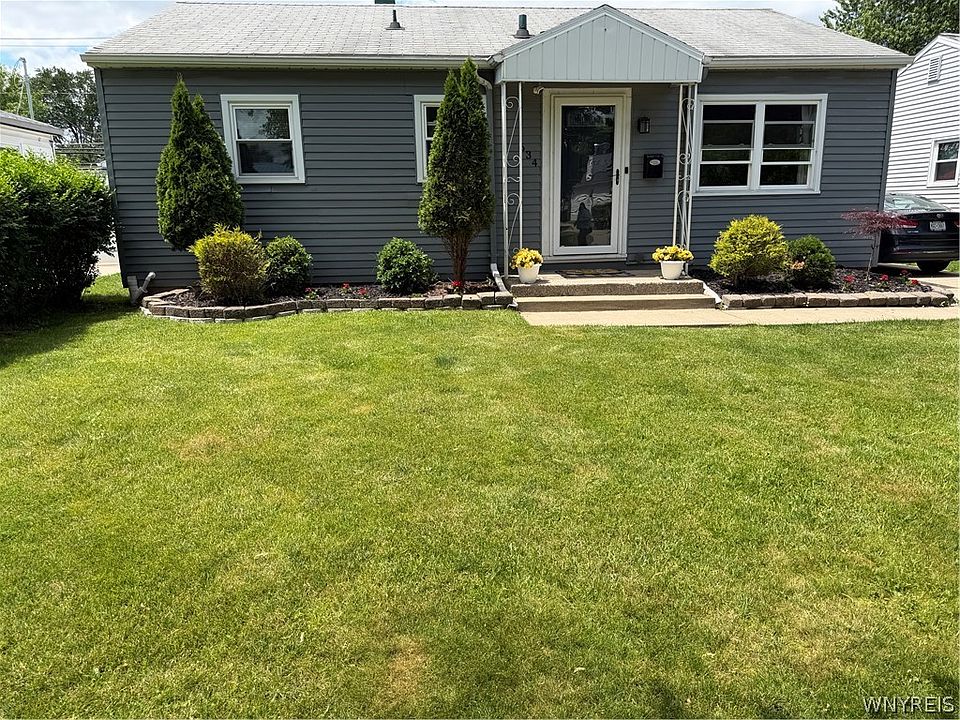 1st image of 634 Loretta St