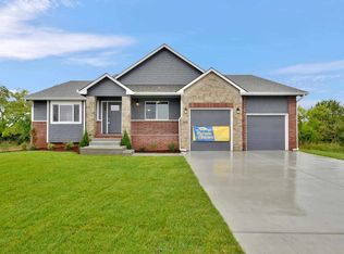 1819 S Teakwood Ct, Wichita, KS 67230