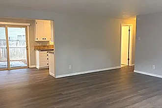 2 bed, 976 sqft, $1,900 — Photo 4