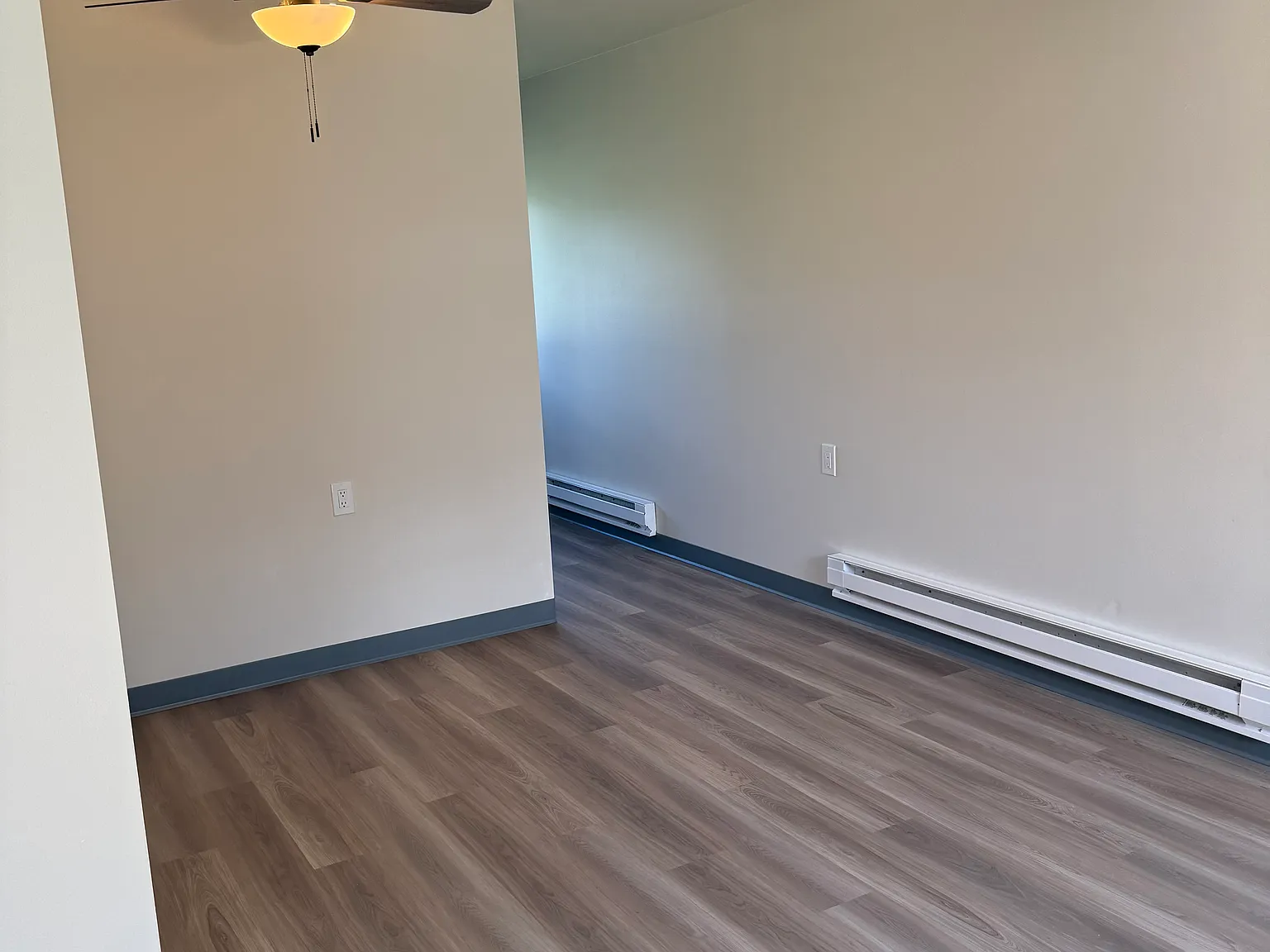 2 bed, $900 — Photo 3