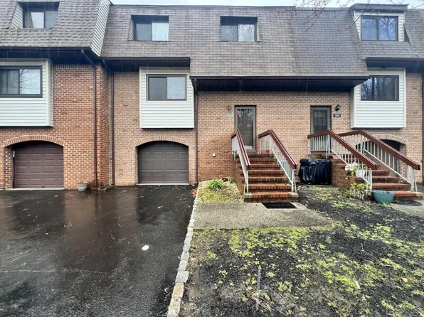 1903 N Oaks Blvd, North Brunswick, NJ 08902