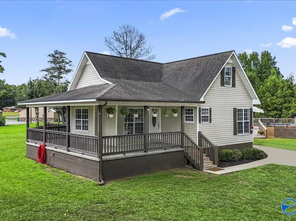 233 County Road 566, Hanceville, AL 35077