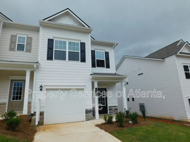 523 Ryan Ct