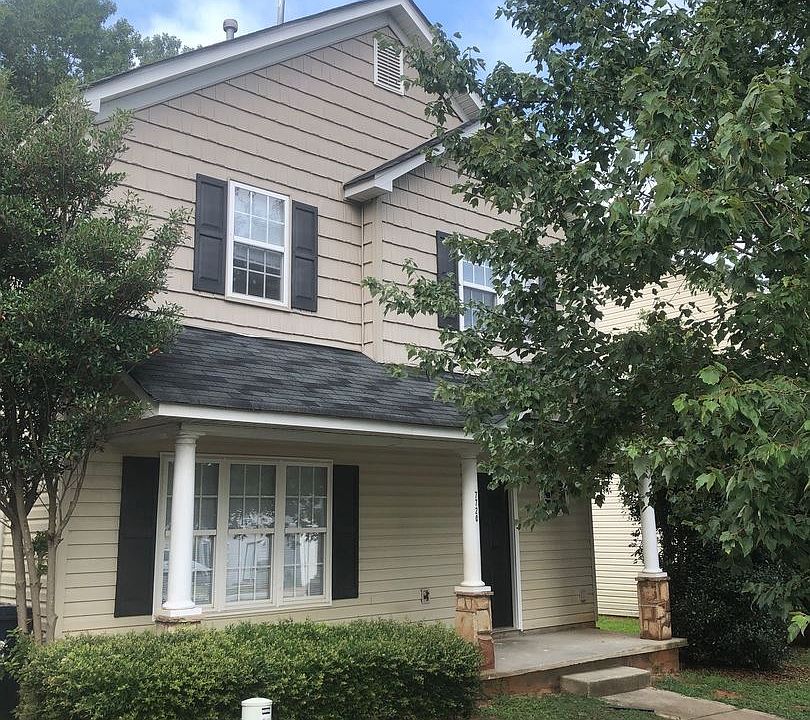 1st image of 7720 Royal Park Ln
