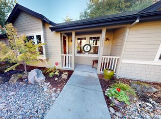 7590 Washington Ave, Sebastopol, CA 95472