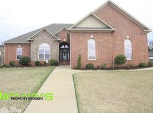 3940 Newcastle Dr, Conway, AR 72034