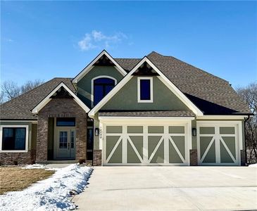 4612 NW Luna Piena Way, Riverside, MO, 64150