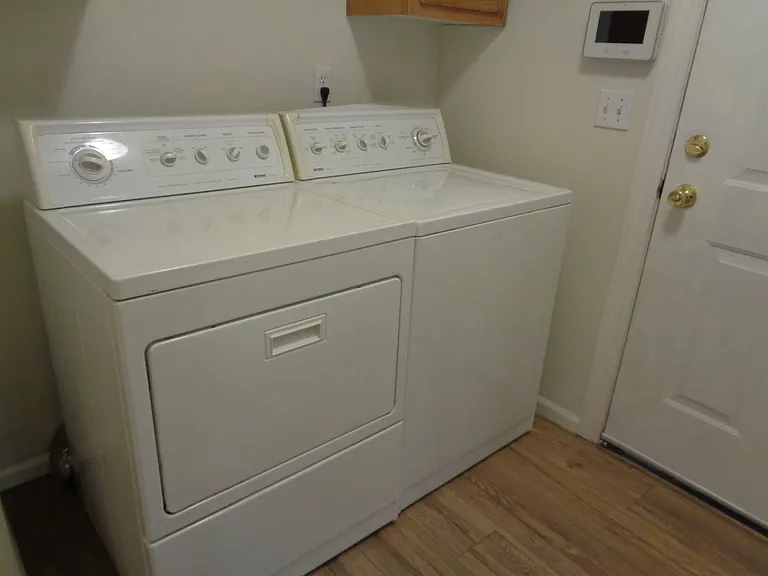 4511 Gray Fox Hts — Photo 22