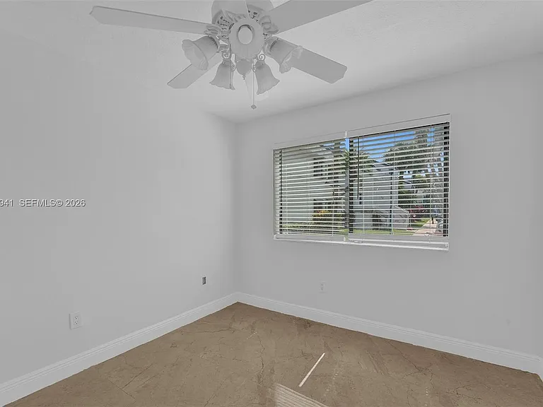 21300 San Simeon Way #P6 — Photo 12