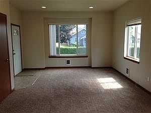 4th image of 5034 S L St