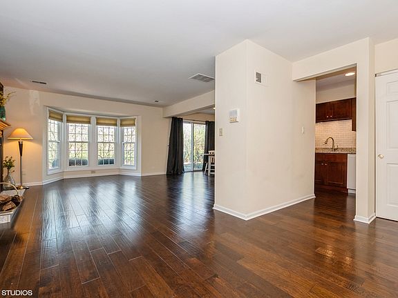 3rd image of 12634 S London Ln APT 2