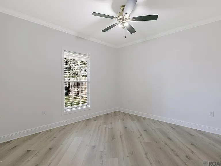 9536 Avis Ave — Photo 12