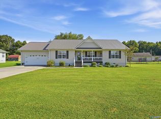 286 Land Cir, Albertville, AL 35950