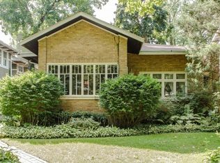 619 Gregory Ave, Wilmette, IL