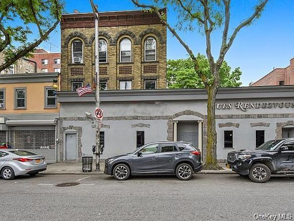 2nd image of 90 Gramatan Ave