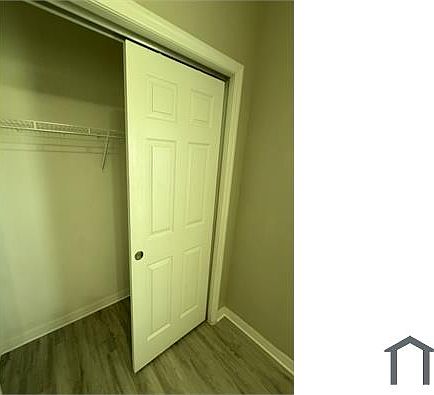5th image of 404 NE 24th Pl #404