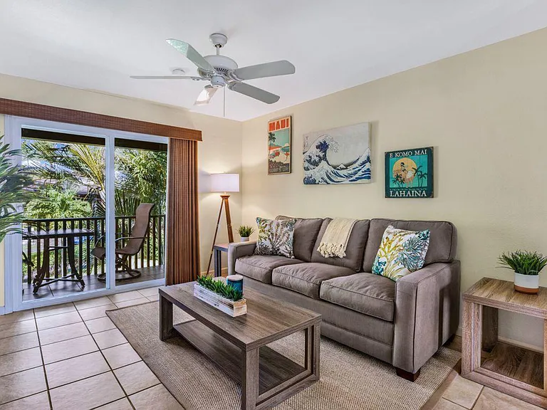 Lower Honoapiilani Rd — Photo 25