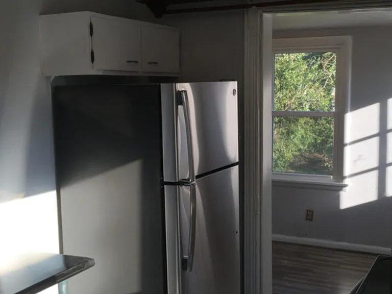 24 Hamilton Ave #4 — Photo 6