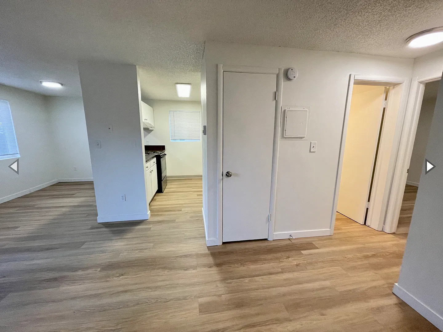 Renovated 2bd/1ba Millwood Apartment | A/C | Covered Parking | Pet Friendly | Avail Upon Request — Photo 4
