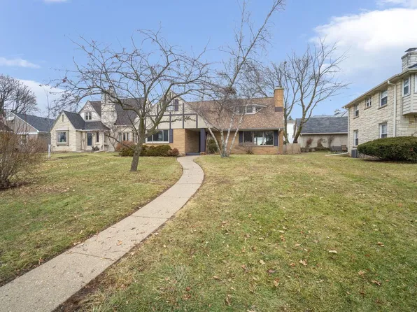 2020 Menomonee River PARKWAY, Wauwatosa, WI 53226