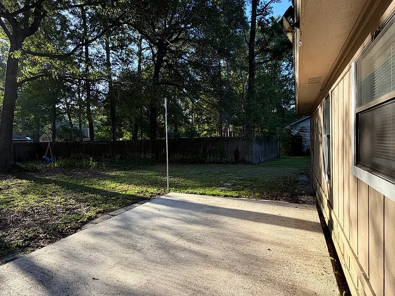 107 Pineneedle Cir — Photo 36