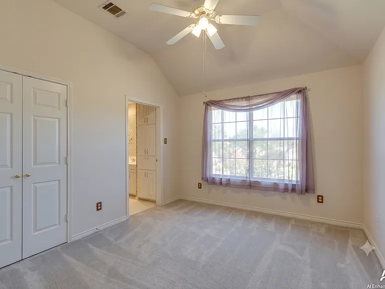 801 Steeps Ct — Photo 24