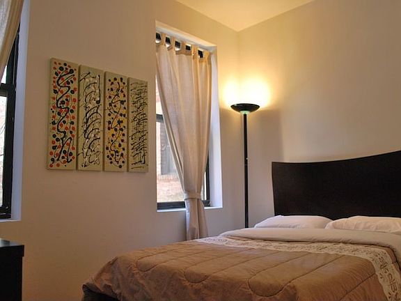 5th image of 407 W 51st St APT 3F