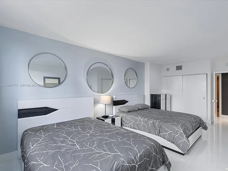 19370 E Collins Ave #627 — Photo 11