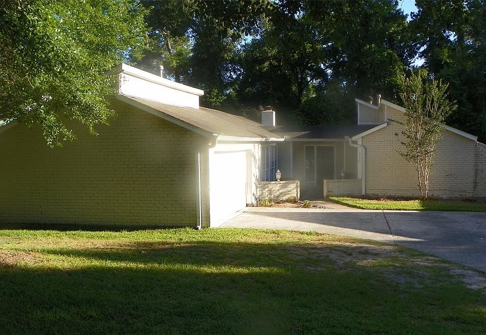1st image of 3450 Dawnwood Dr