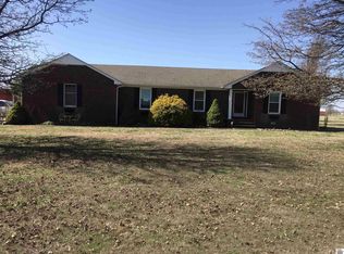 861 Browns Grove Rd, Murray, KY 42071