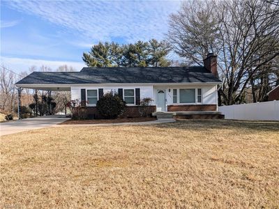 220 W King St, King, NC, 27021