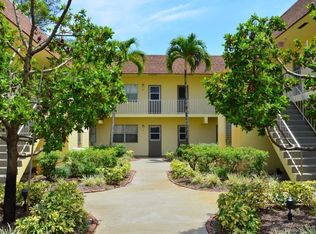 260 NW 19th St APT 2, Boca Raton, FL 33432