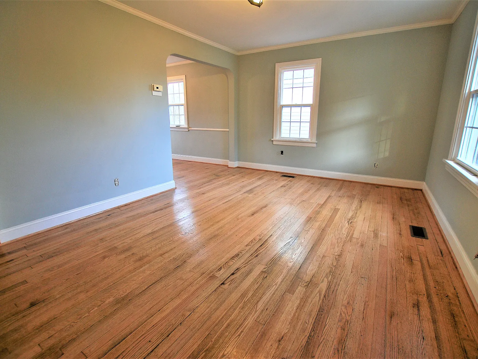 2416 Irisdale Avenue — Photo 2