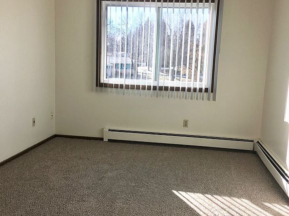 4th image of 4641-4661 Independence Ave N #41-204