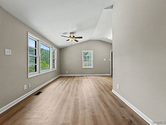 5th image of 12201 Beard Rd