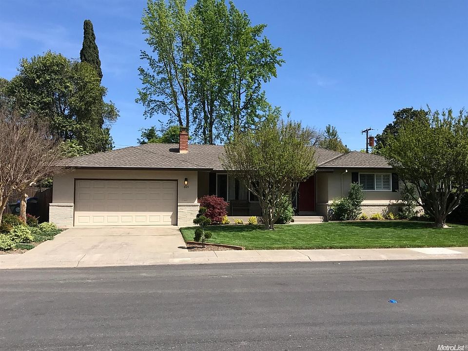 1st image of 805 Bell Air Dr