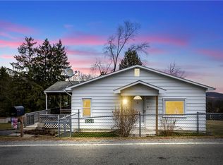 2519 Butler Logan Rd, Tarentum, PA 15084