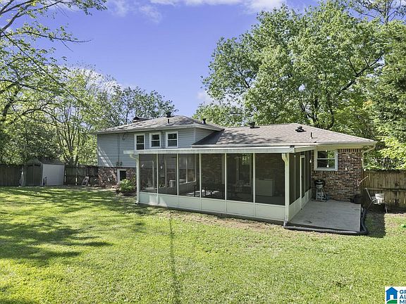 2nd image of 1408 Linda Vista Ln