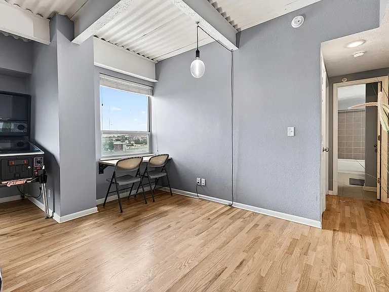 105 N 31st Ave #505 — Photo 17