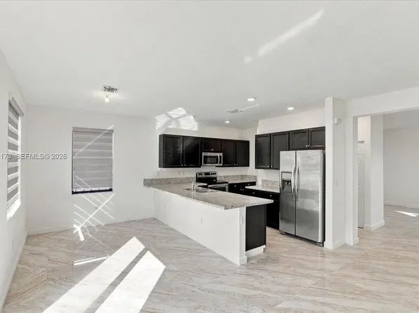 336 NE 210th Way, Miami, FL 33179